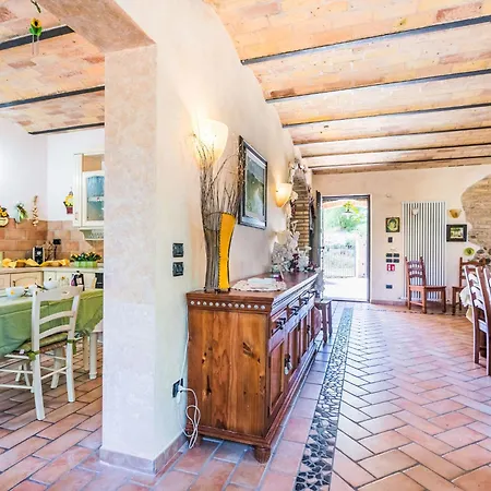 Al Bivio By Interhome * Castorano (Ascoli Piceno)